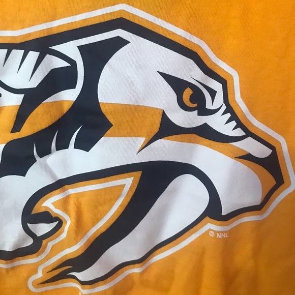 Nashville Predators Logo Adidas Yellow T-Shirt New with Defects Mens Small S - Picture 4 of 12